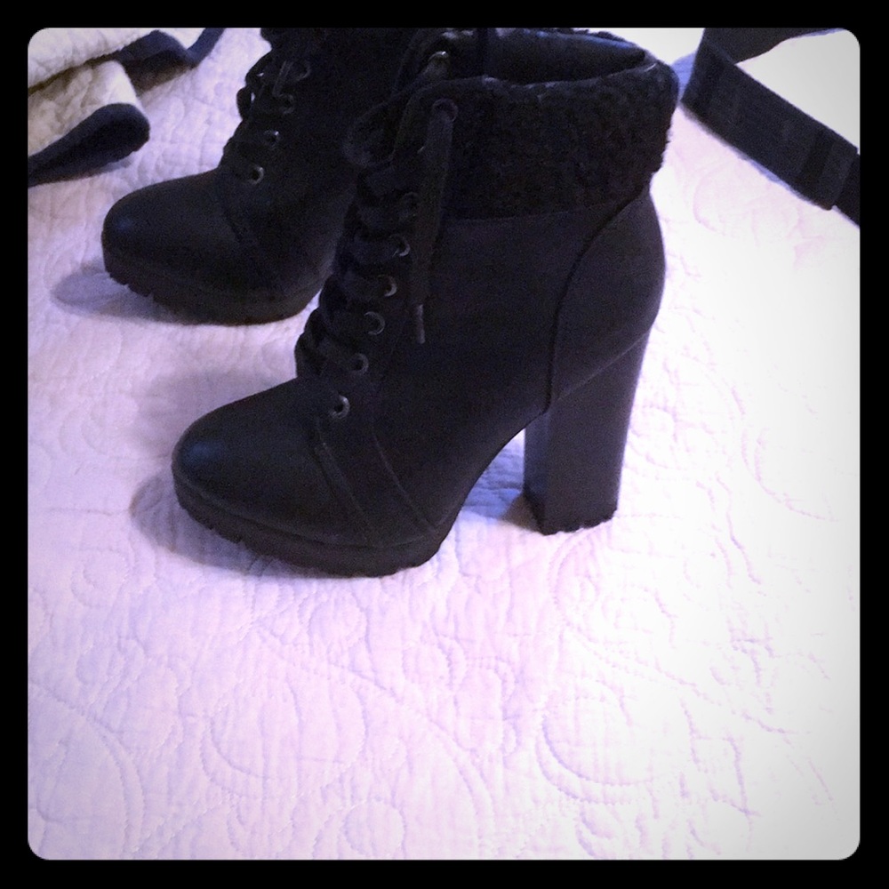 Black women s booties
